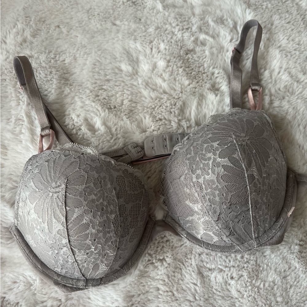 VS Lace Push up bra